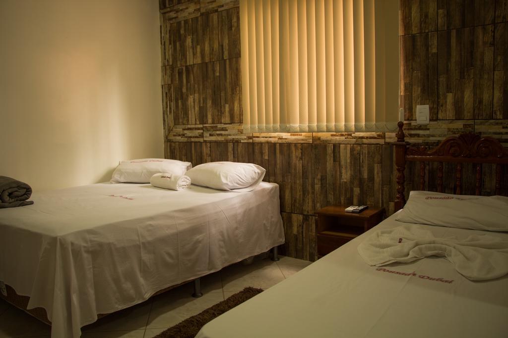 Pousada Dubai クイアバ 部屋 写真