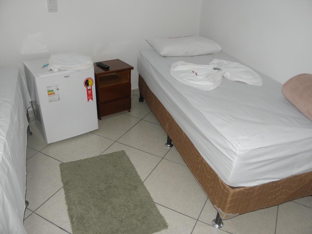 Pousada Dubai クイアバ 部屋 写真