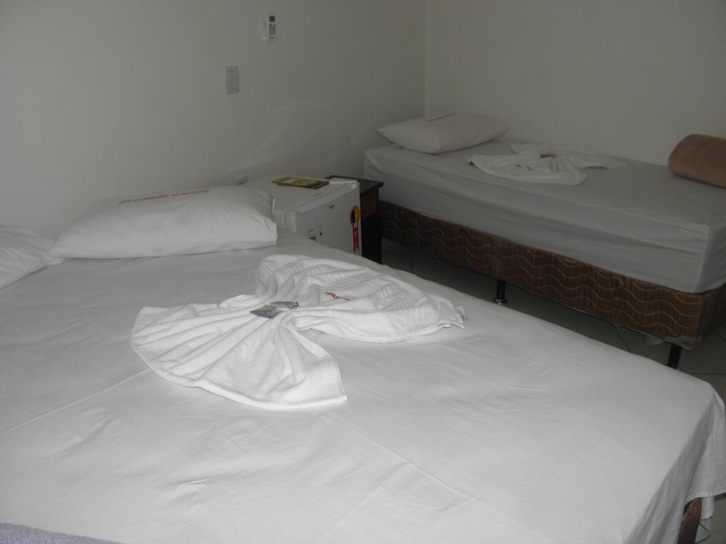 Pousada Dubai クイアバ 部屋 写真